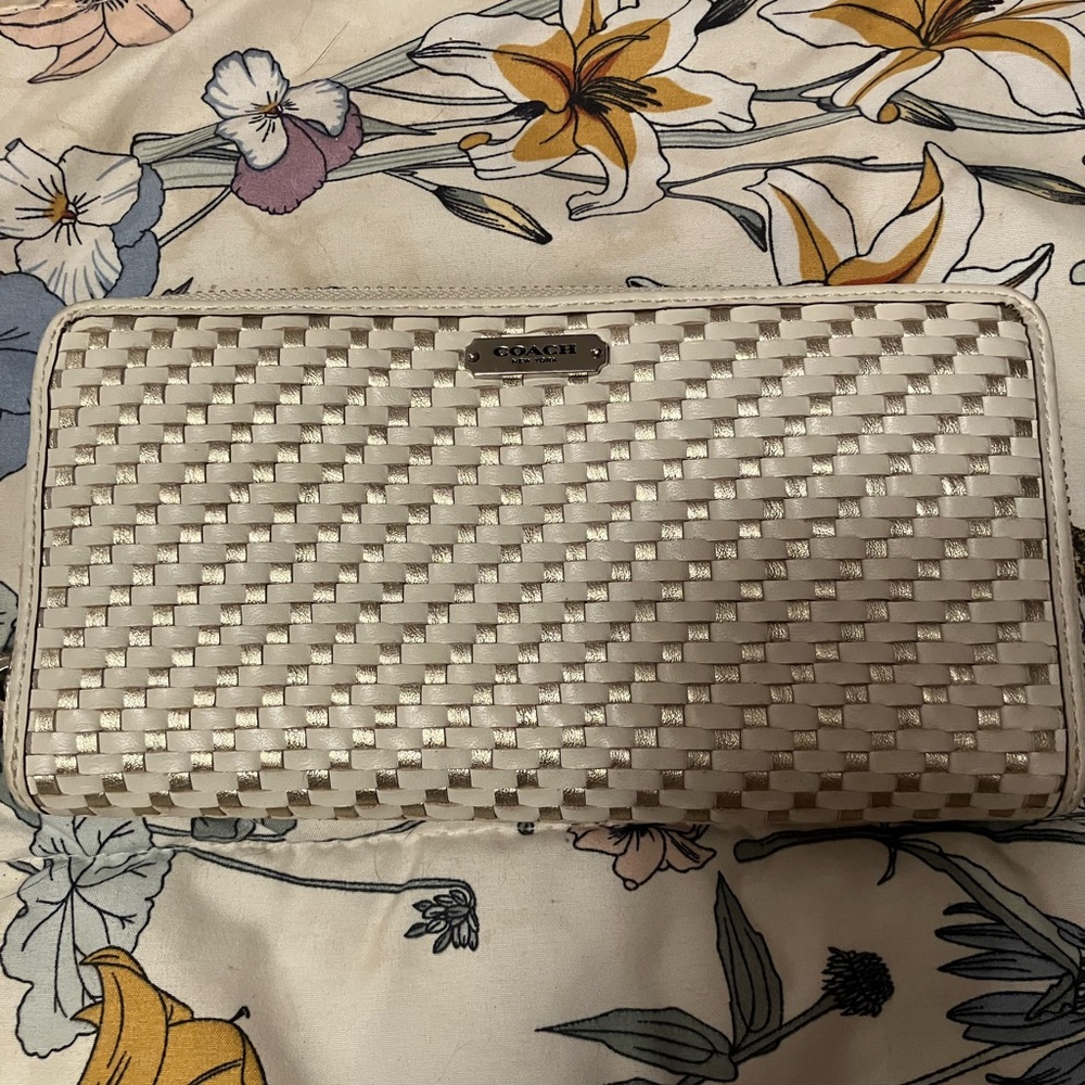 coach wallet